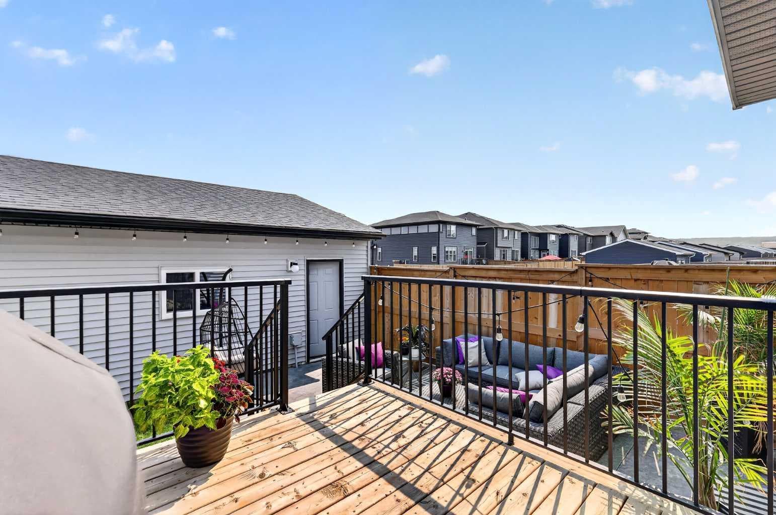 132 Creekside Drive SW