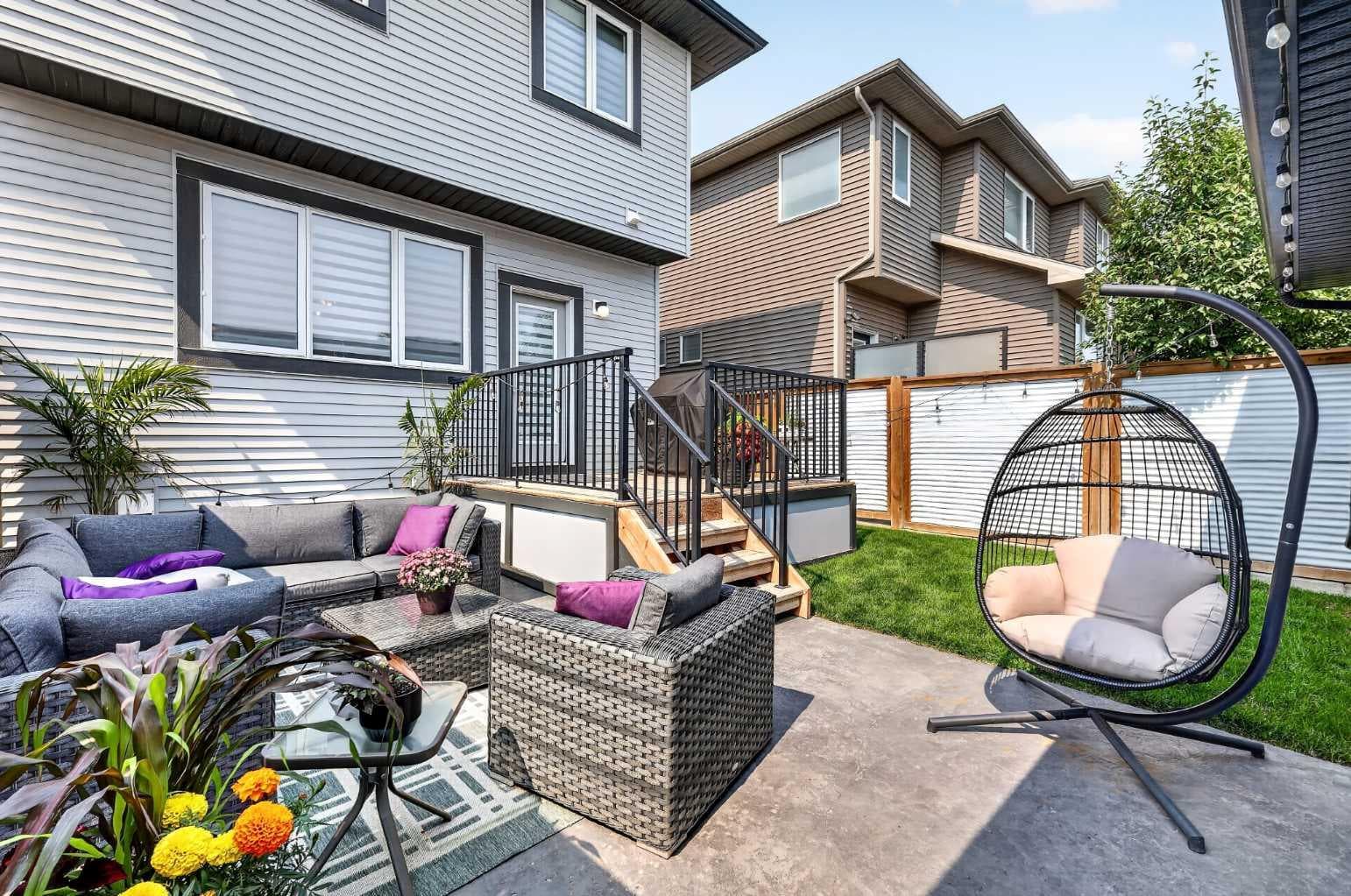 132 Creekside Drive SW
