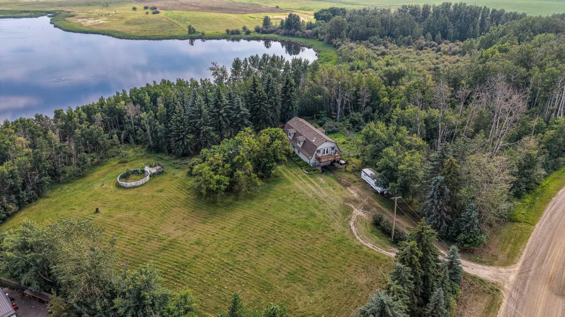 262267 Township Road 264  