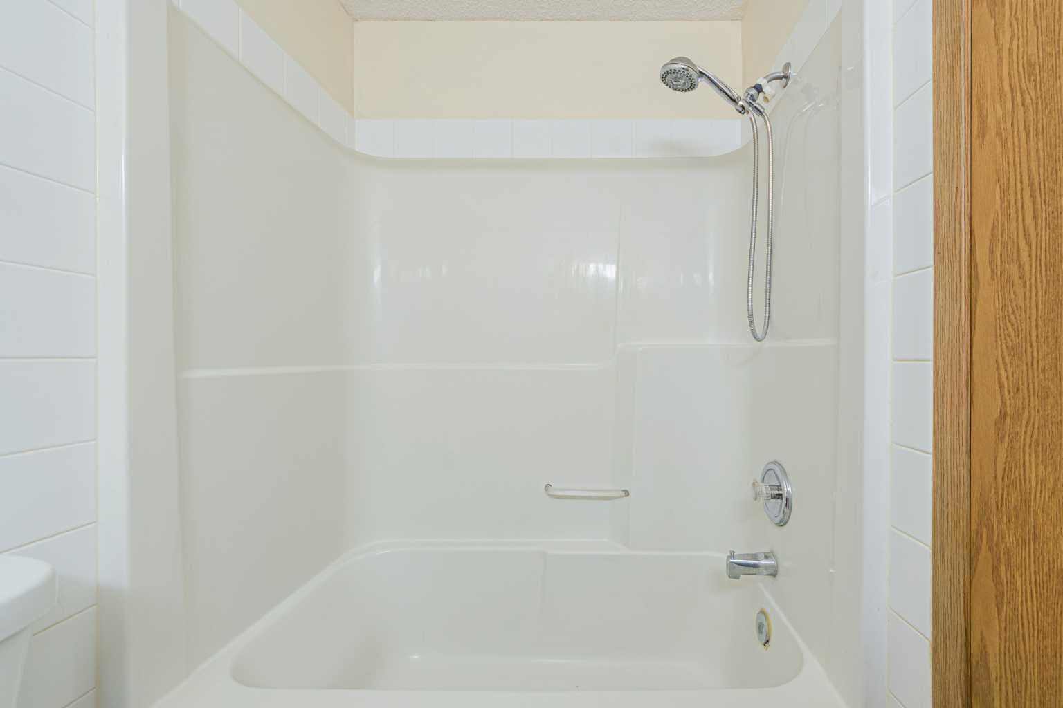 88 Country Hills Villas NW