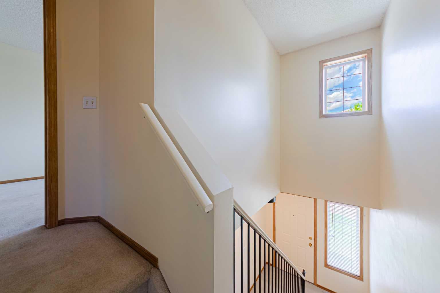 88 Country Hills Villas NW