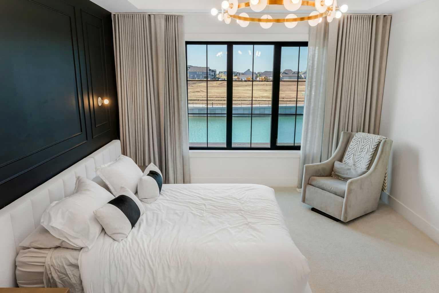 62 Marina Island SE