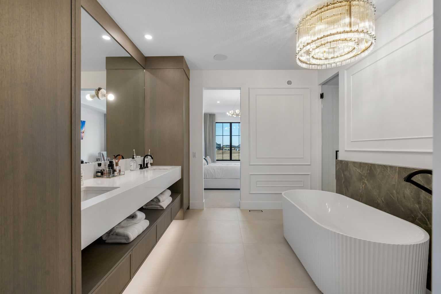 62 Marina Island SE