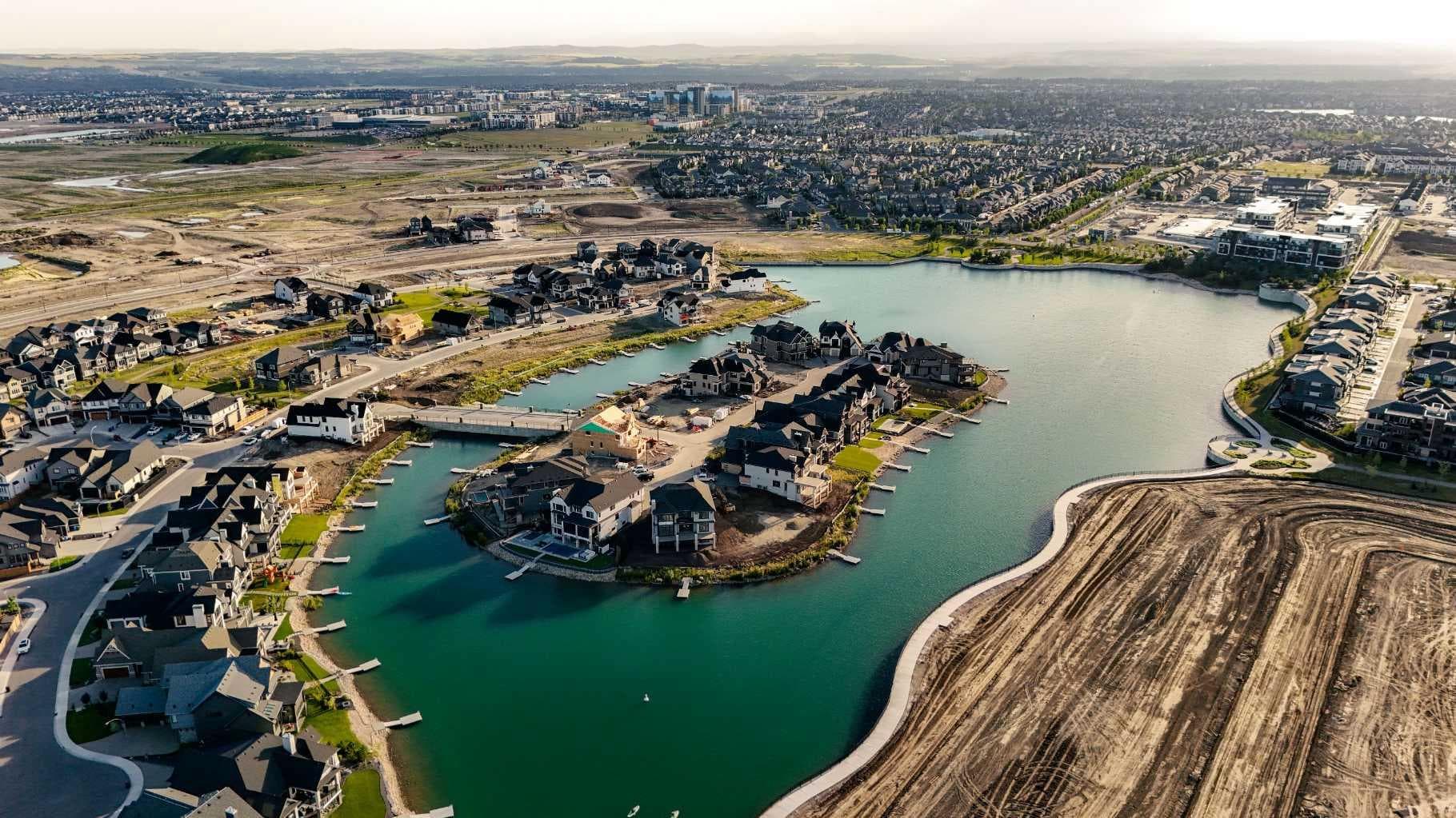 62 Marina Island SE
