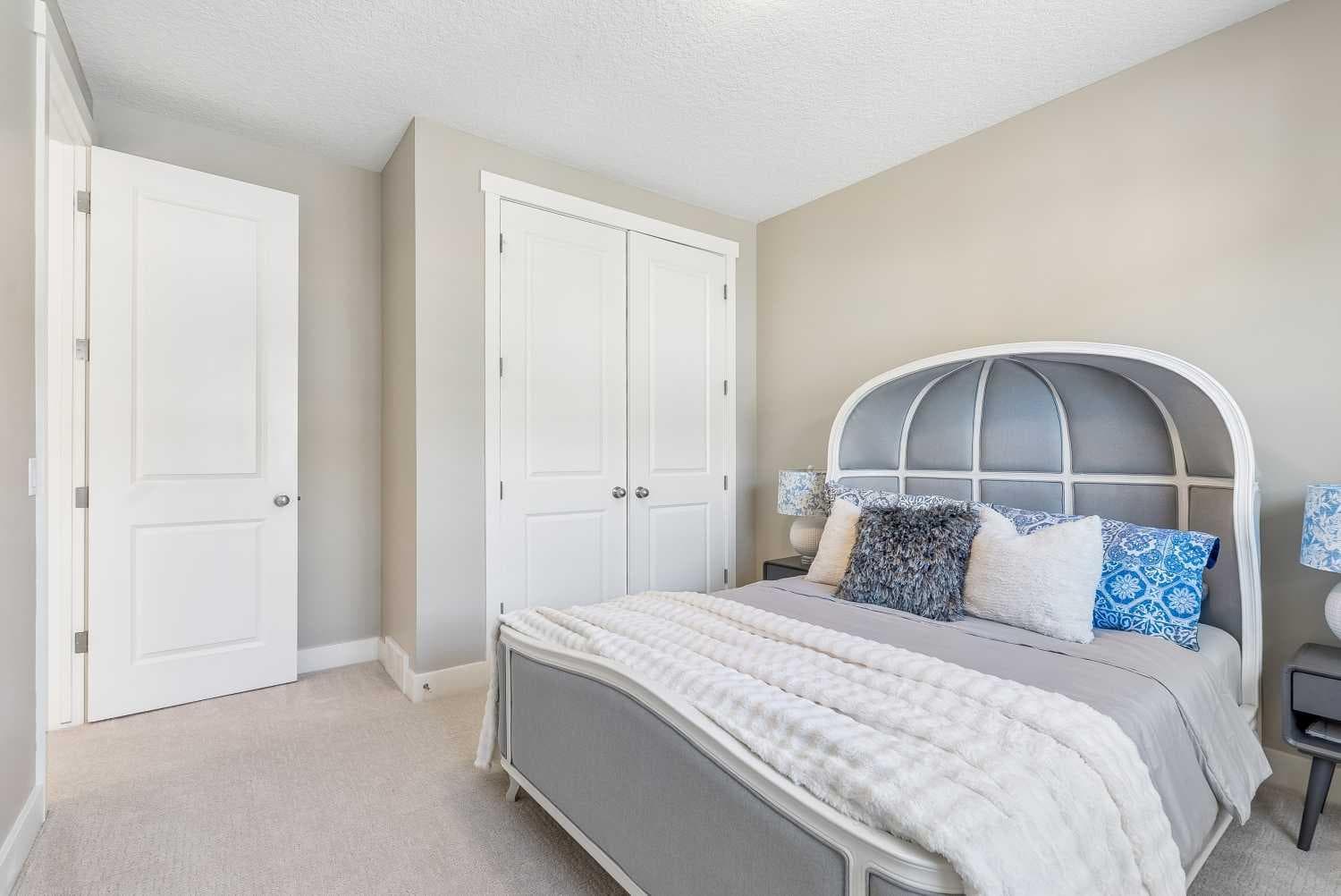 30 Ascot Crescent SW