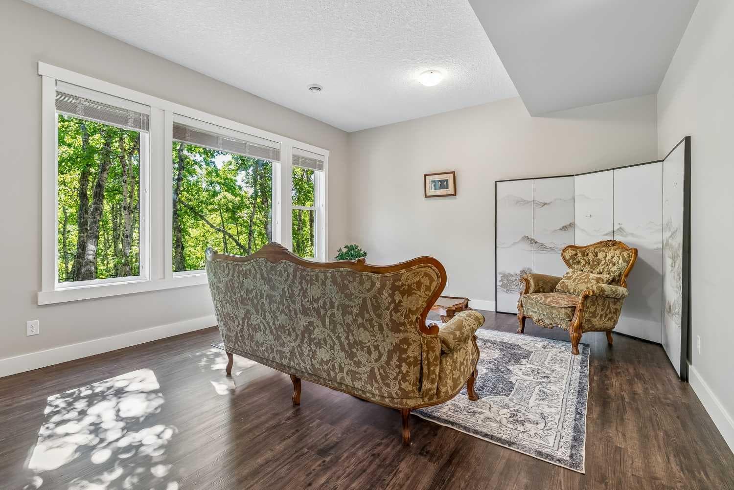 30 Ascot Crescent SW