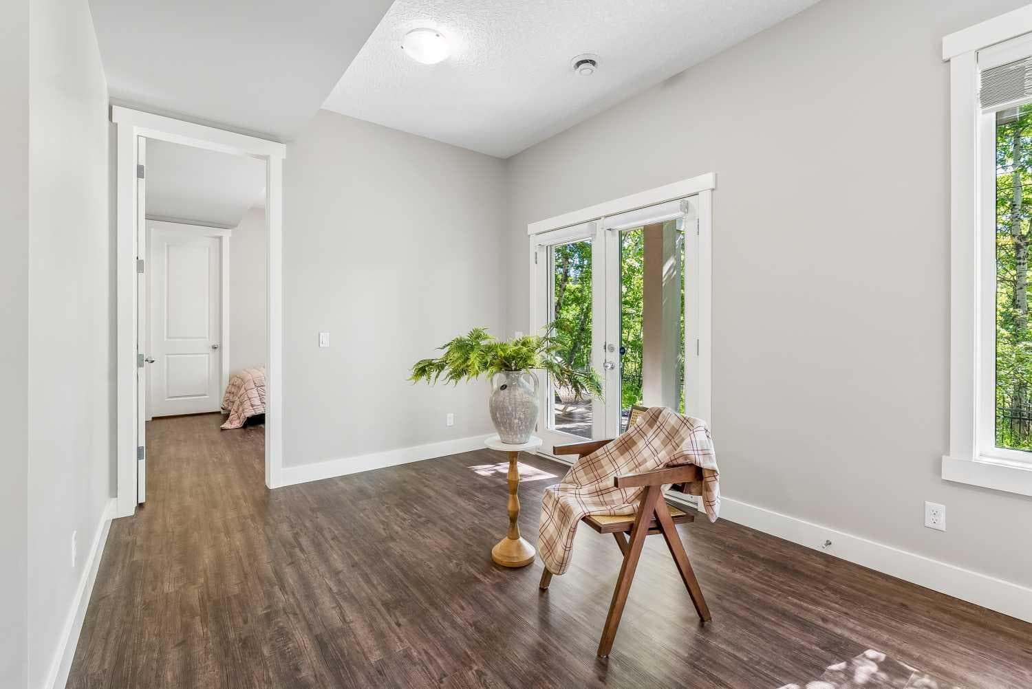 30 Ascot Crescent SW