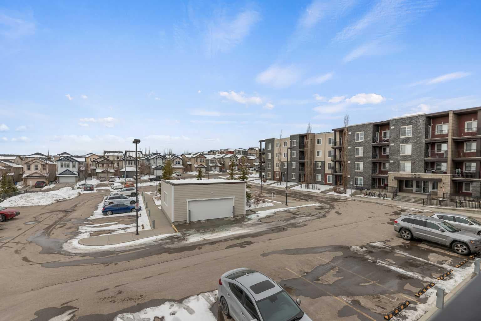 224, 195 Kincora Glen Road 