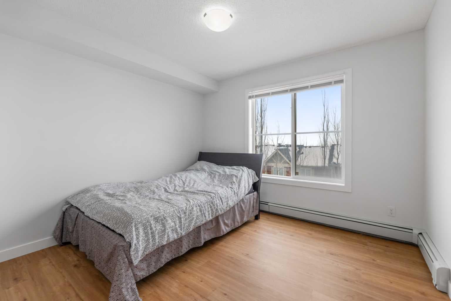224, 195 Kincora Glen Road 
