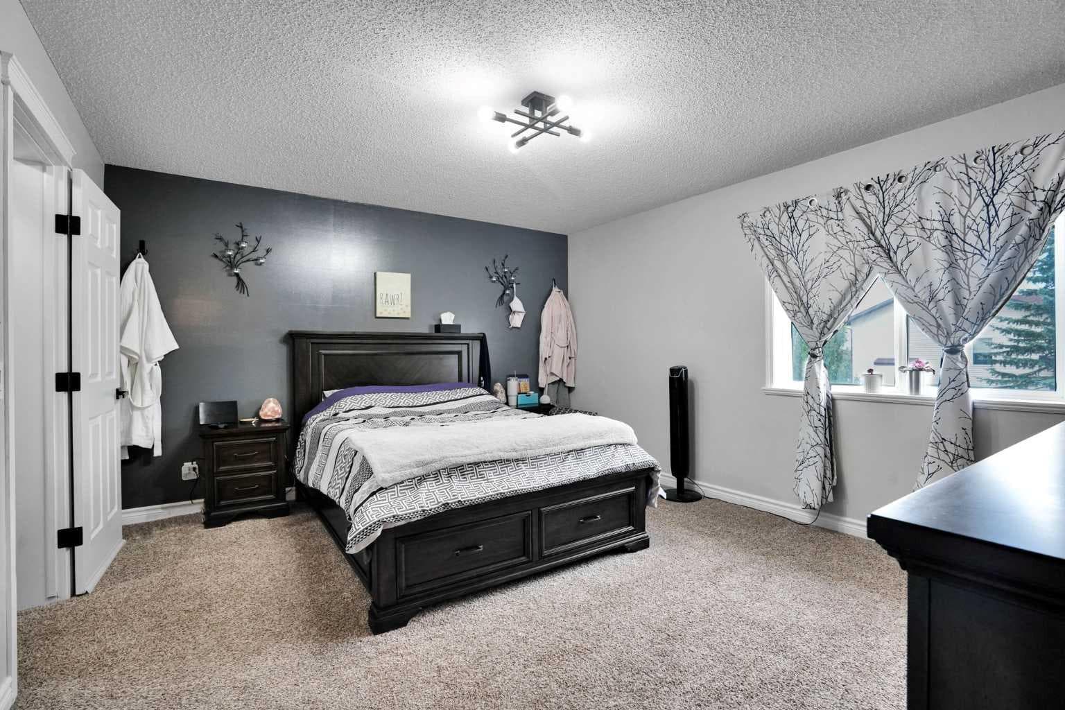 176 Sunset Heights 