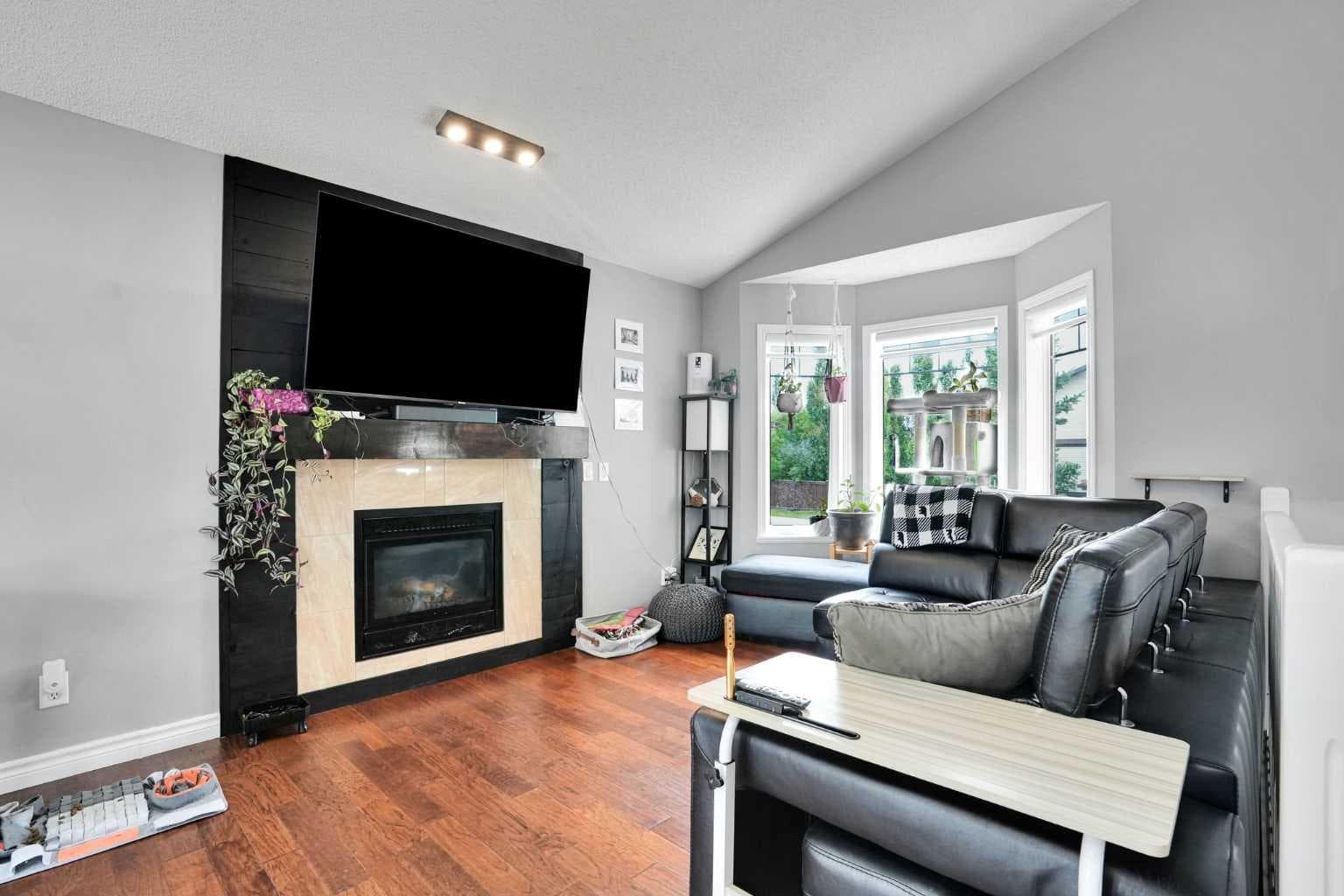 176 Sunset Heights 