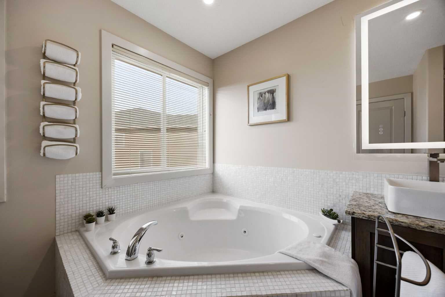 21 Canals Cove SW