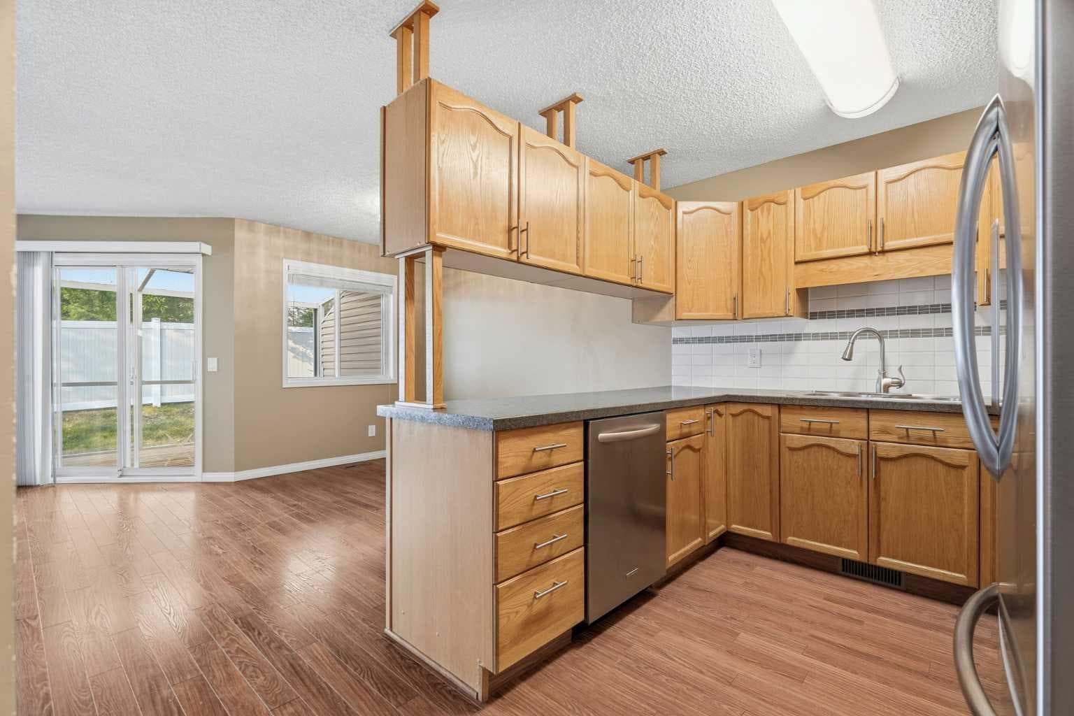11 Macewan Park Heights NW