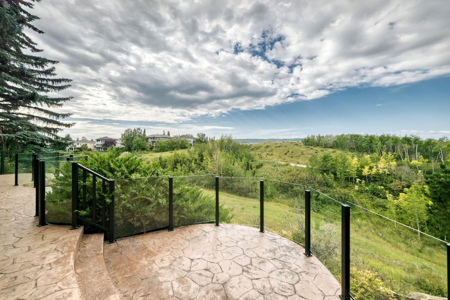 148 Scenic Ridge Crescent NW