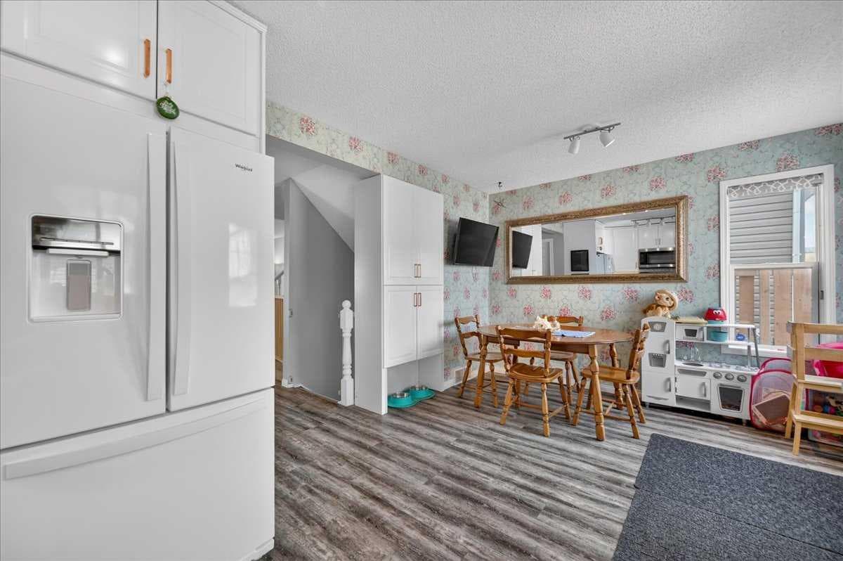 95 Hidden Point NW
