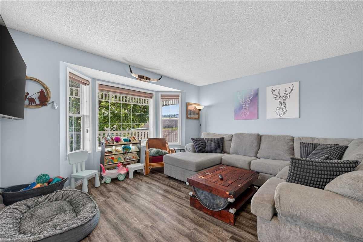 95 Hidden Point NW