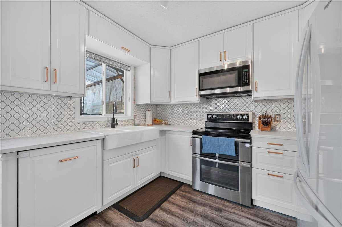 95 Hidden Point NW
