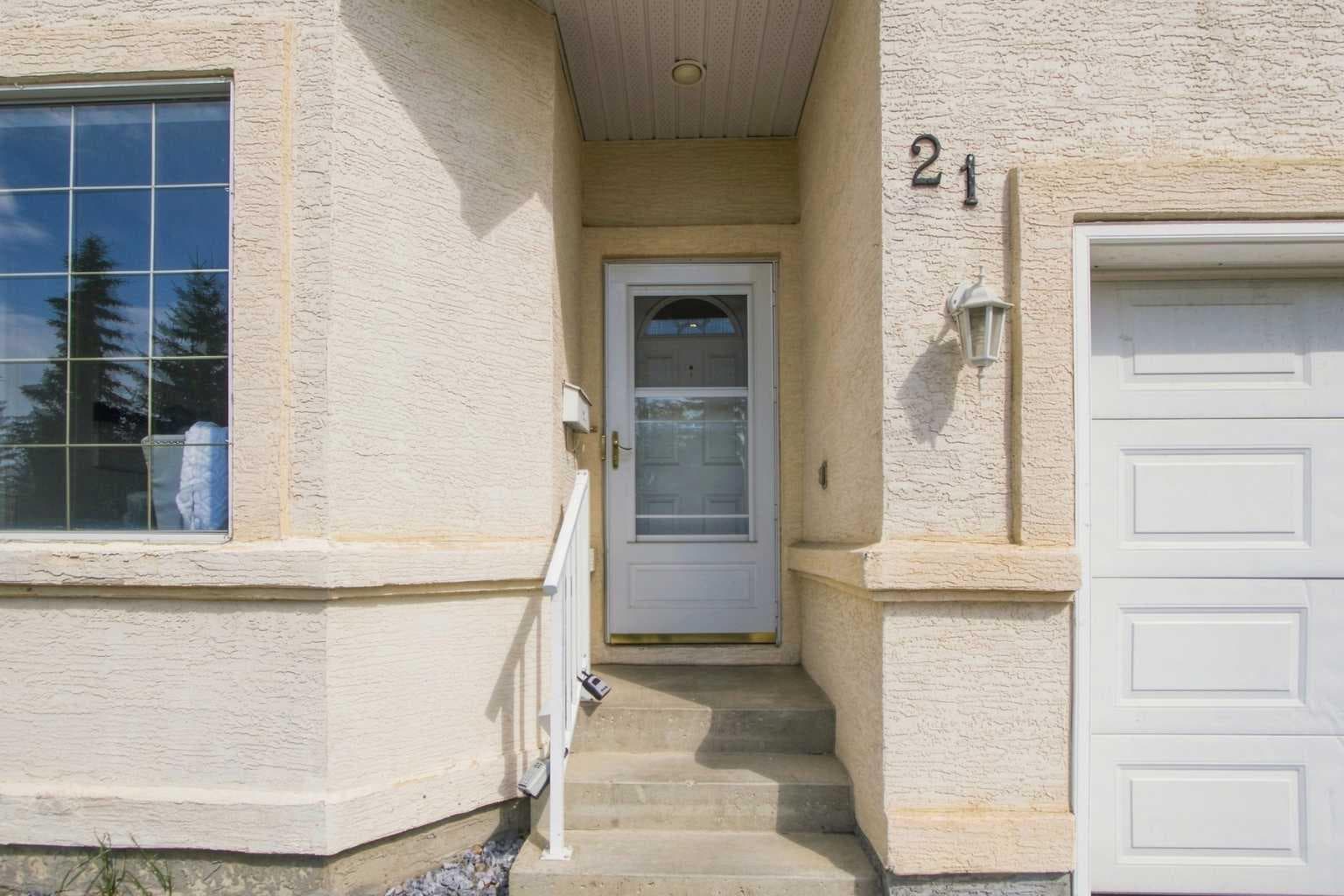 21 Scimitar Heath NW