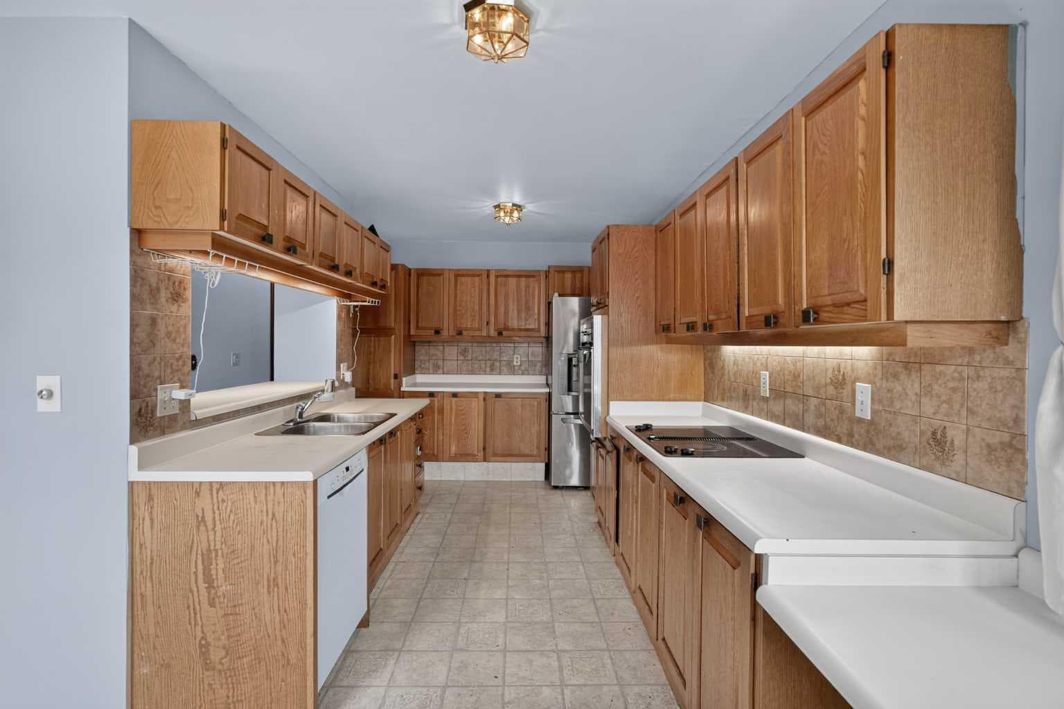 2604 Deer Side Drive SE