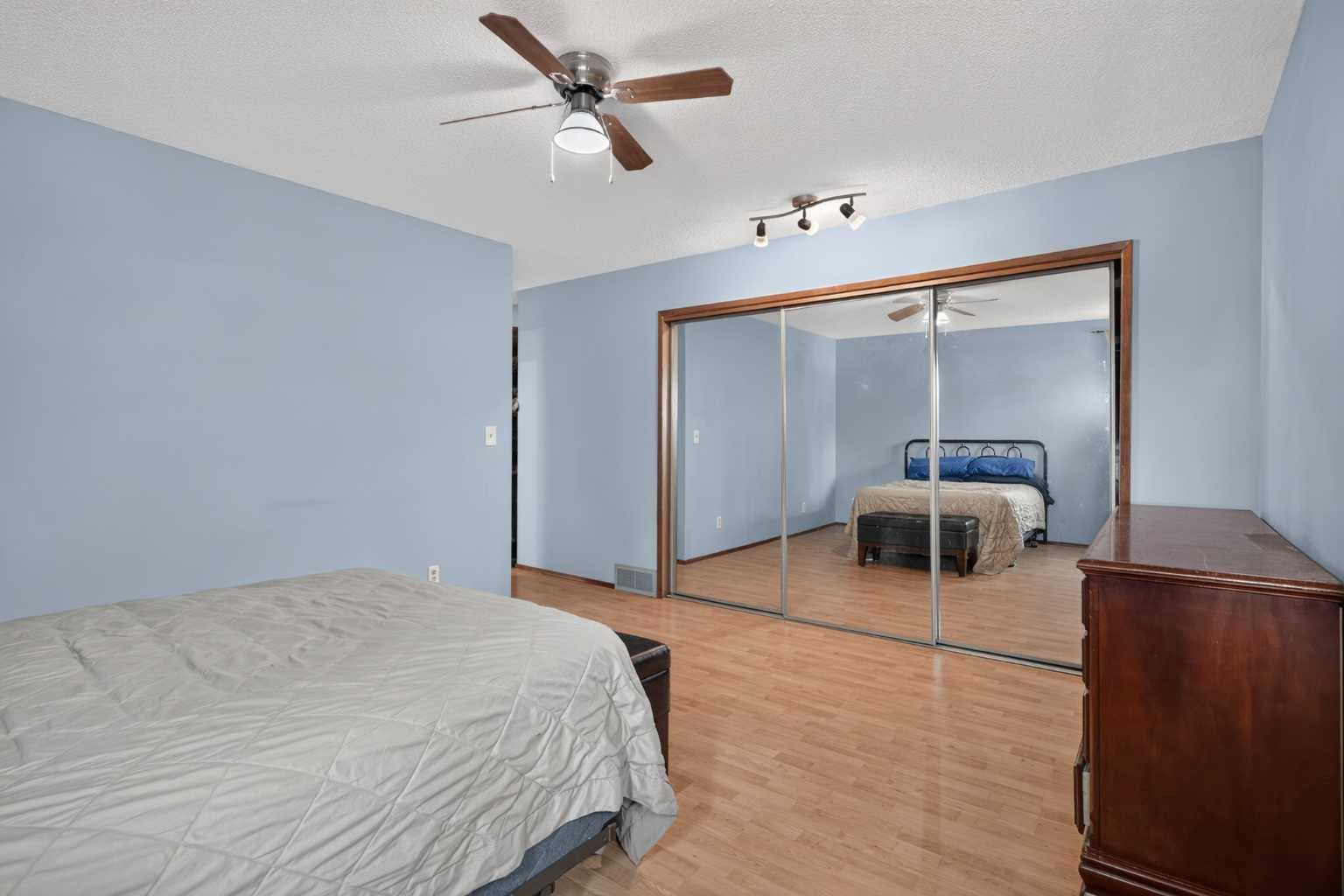 2604 Deer Side Drive SE