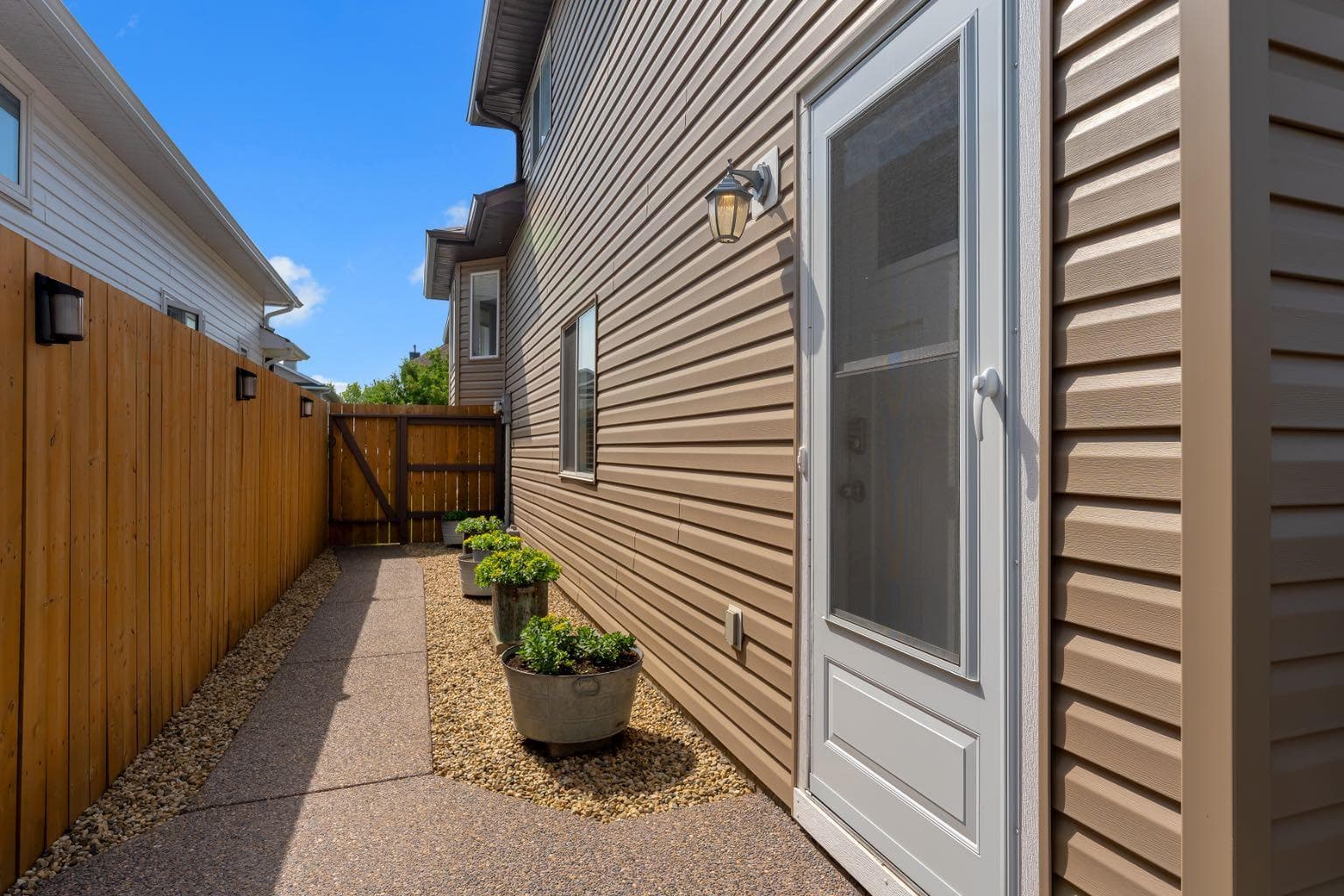 173 Harvest Rose Circle NE