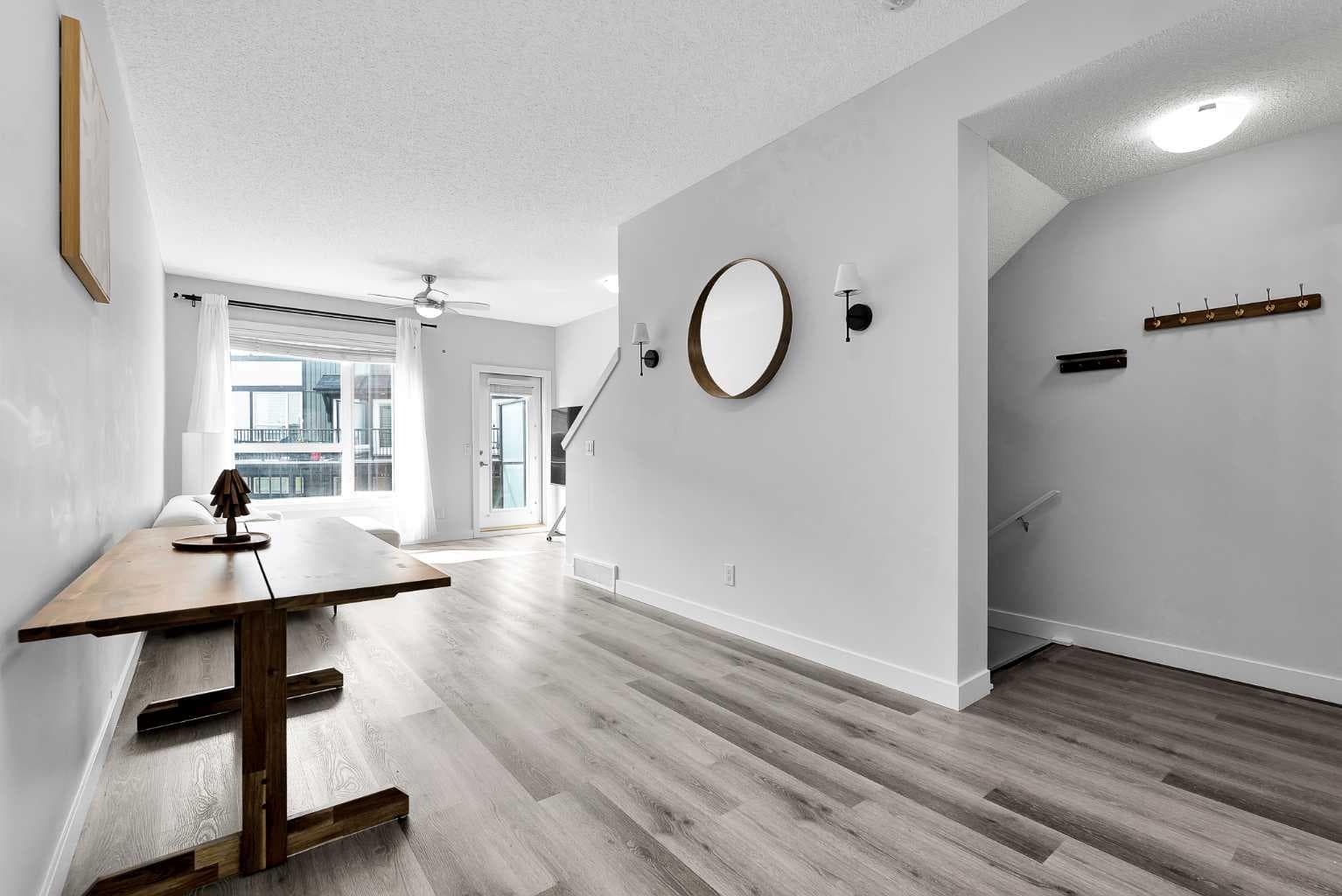 512, 16 Evanscrest Park NW