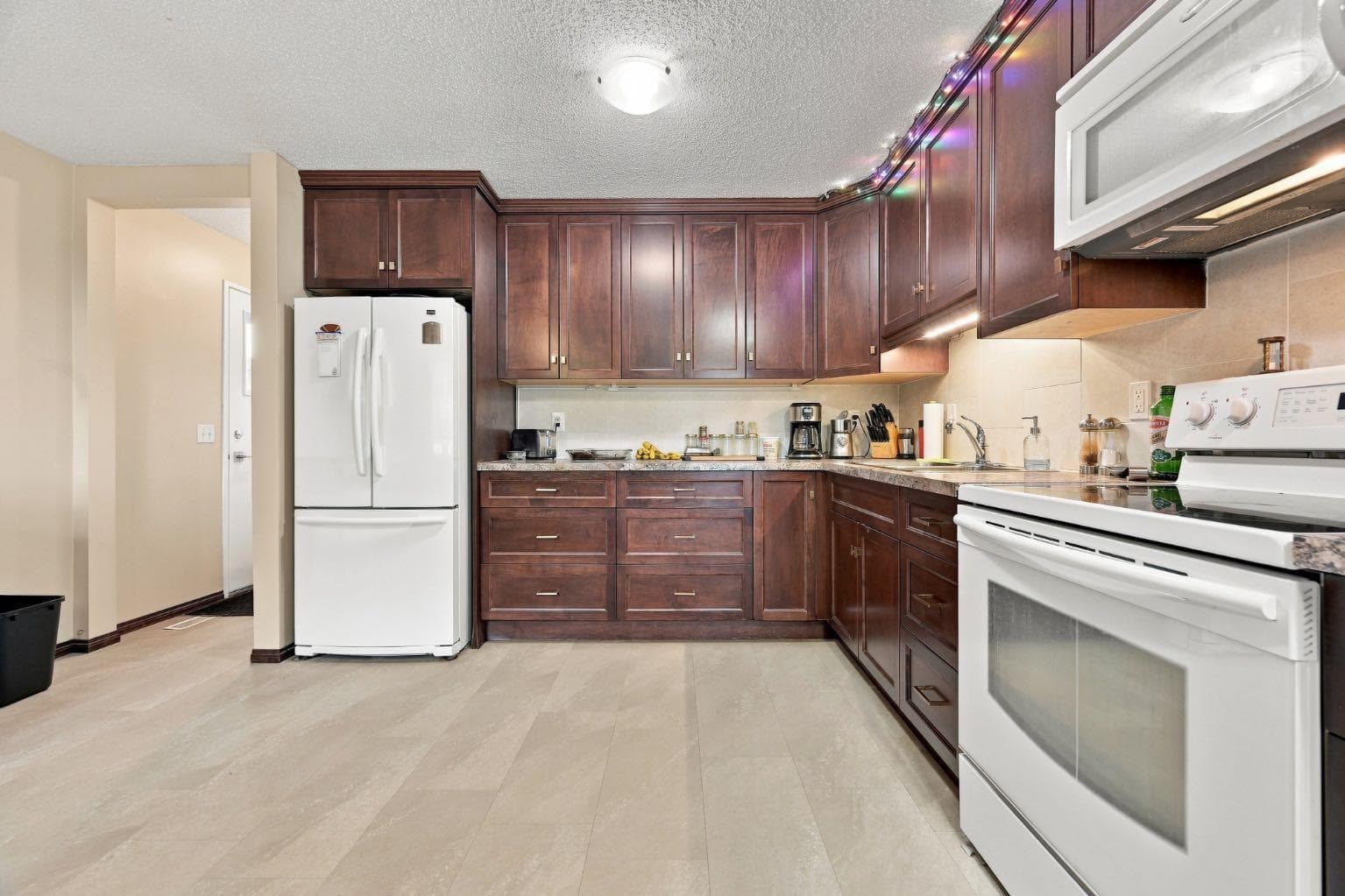 55 Macewan Park Way NW