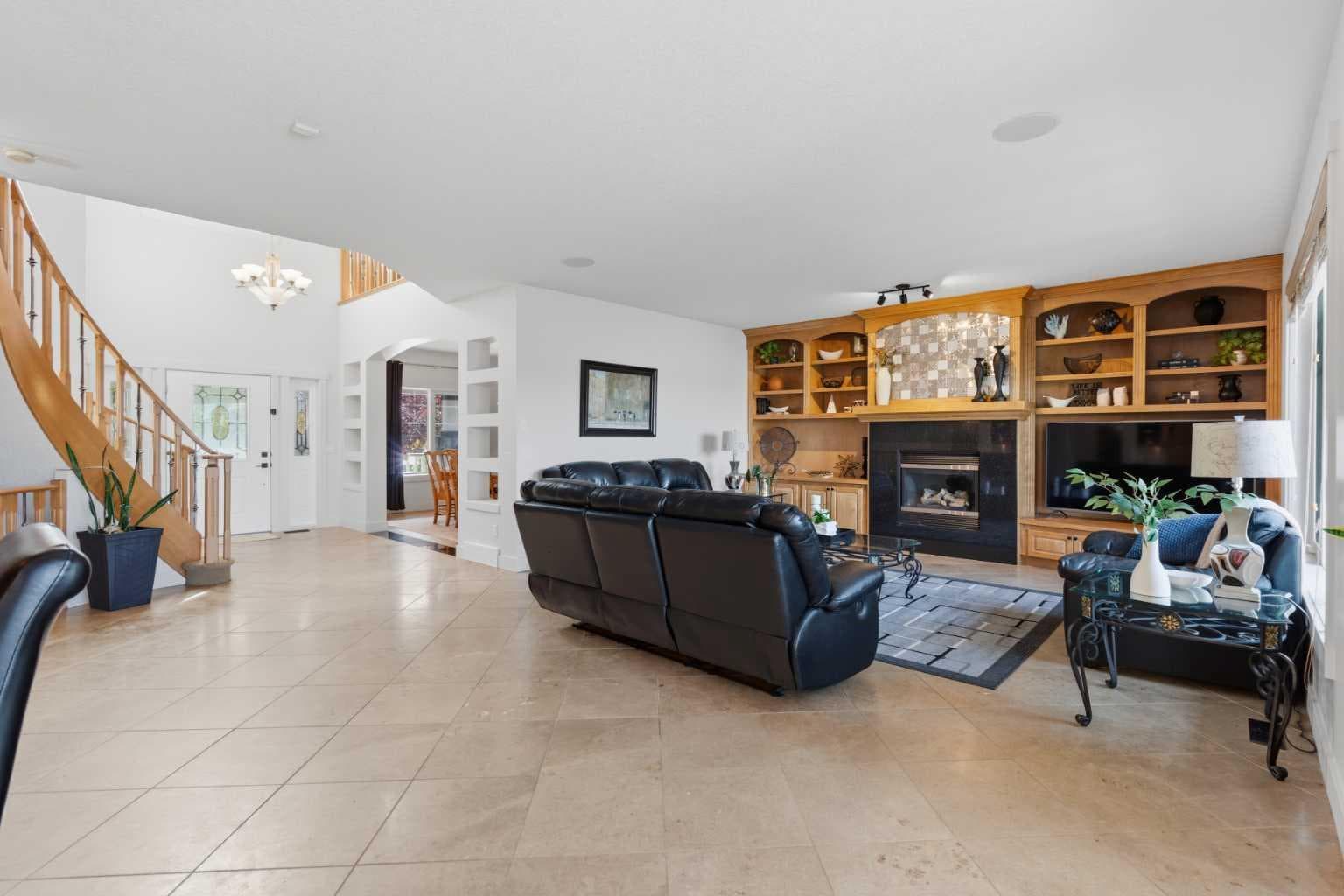 39 Chapala Terrace SE