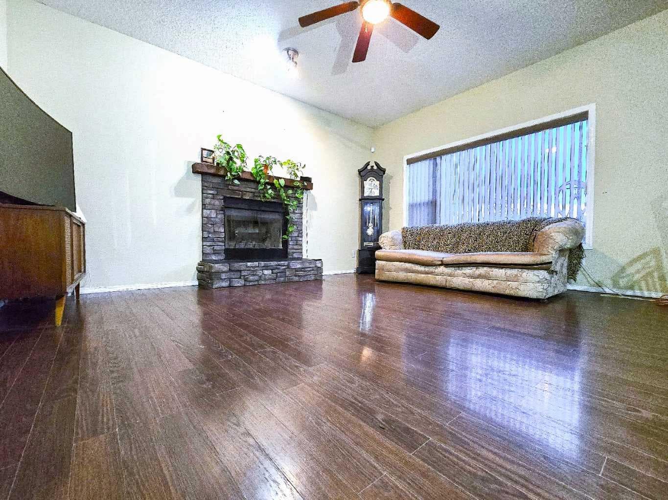 13 Tuscany Ridge Mews NW