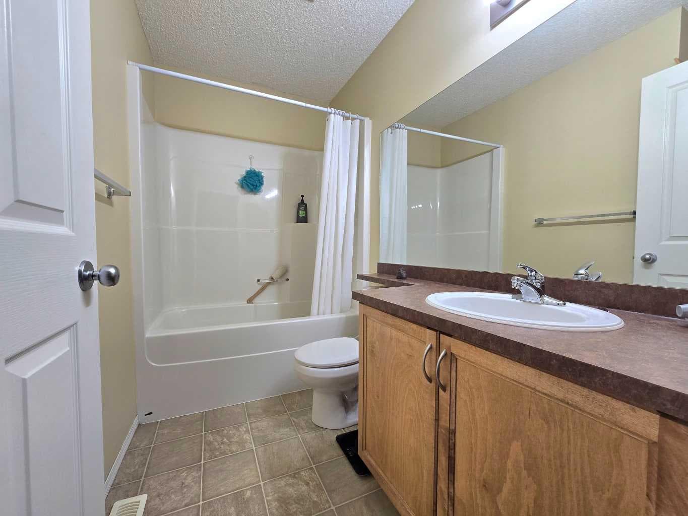 13 Tuscany Ridge Mews NW