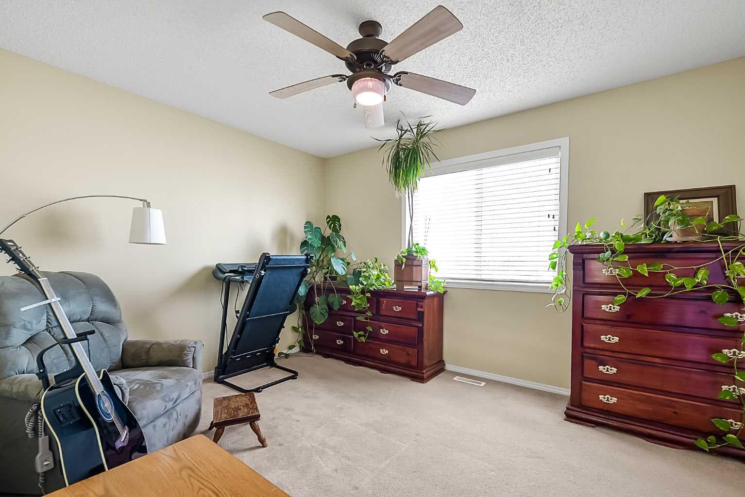 13 Tuscany Ridge Mews NW