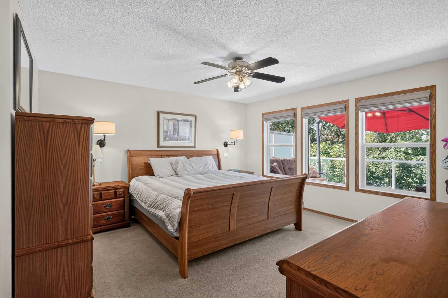 152 Waterstone Place SE