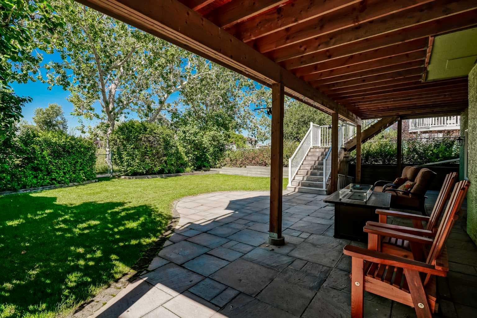 152 Waterstone Place SE