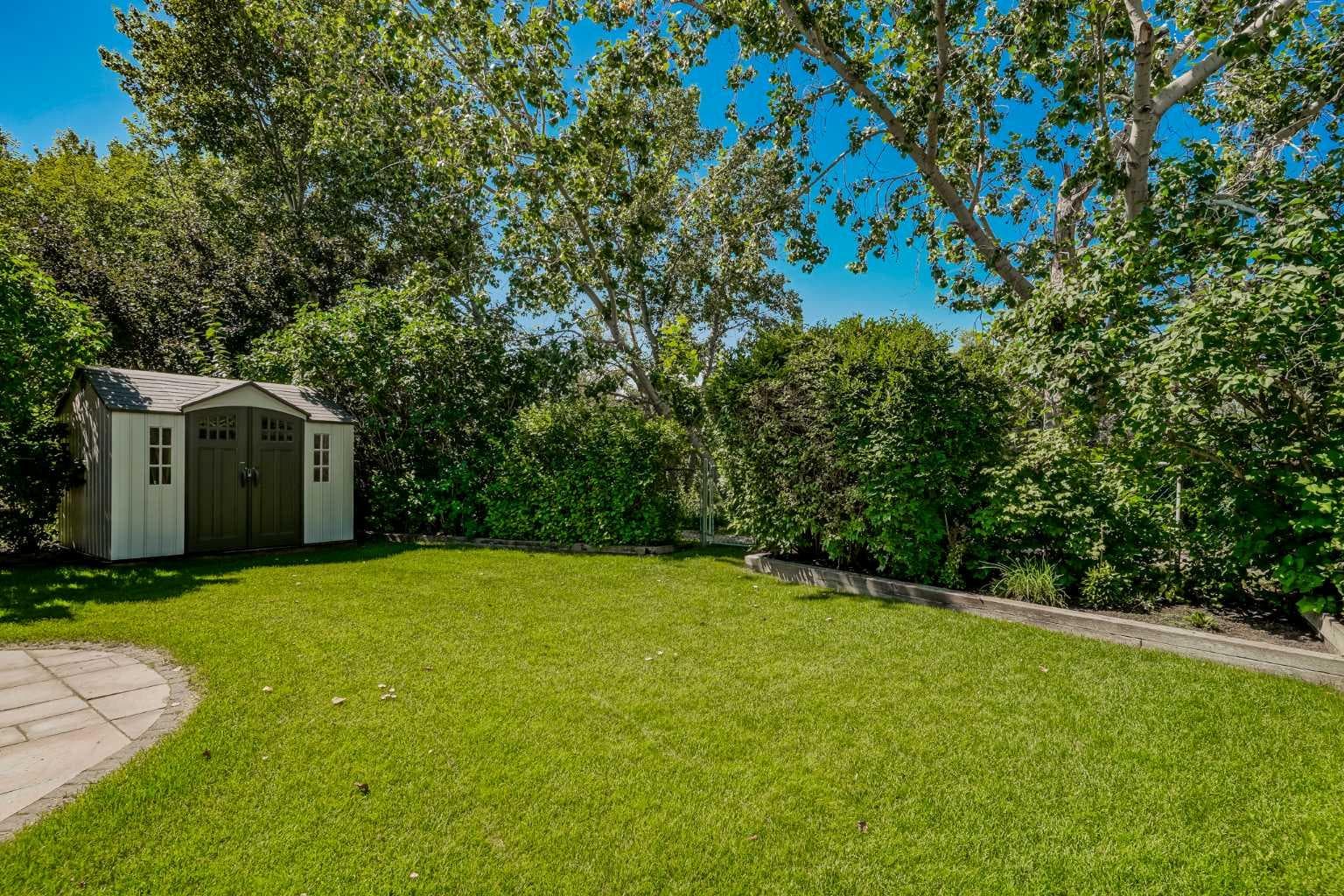 152 Waterstone Place SE