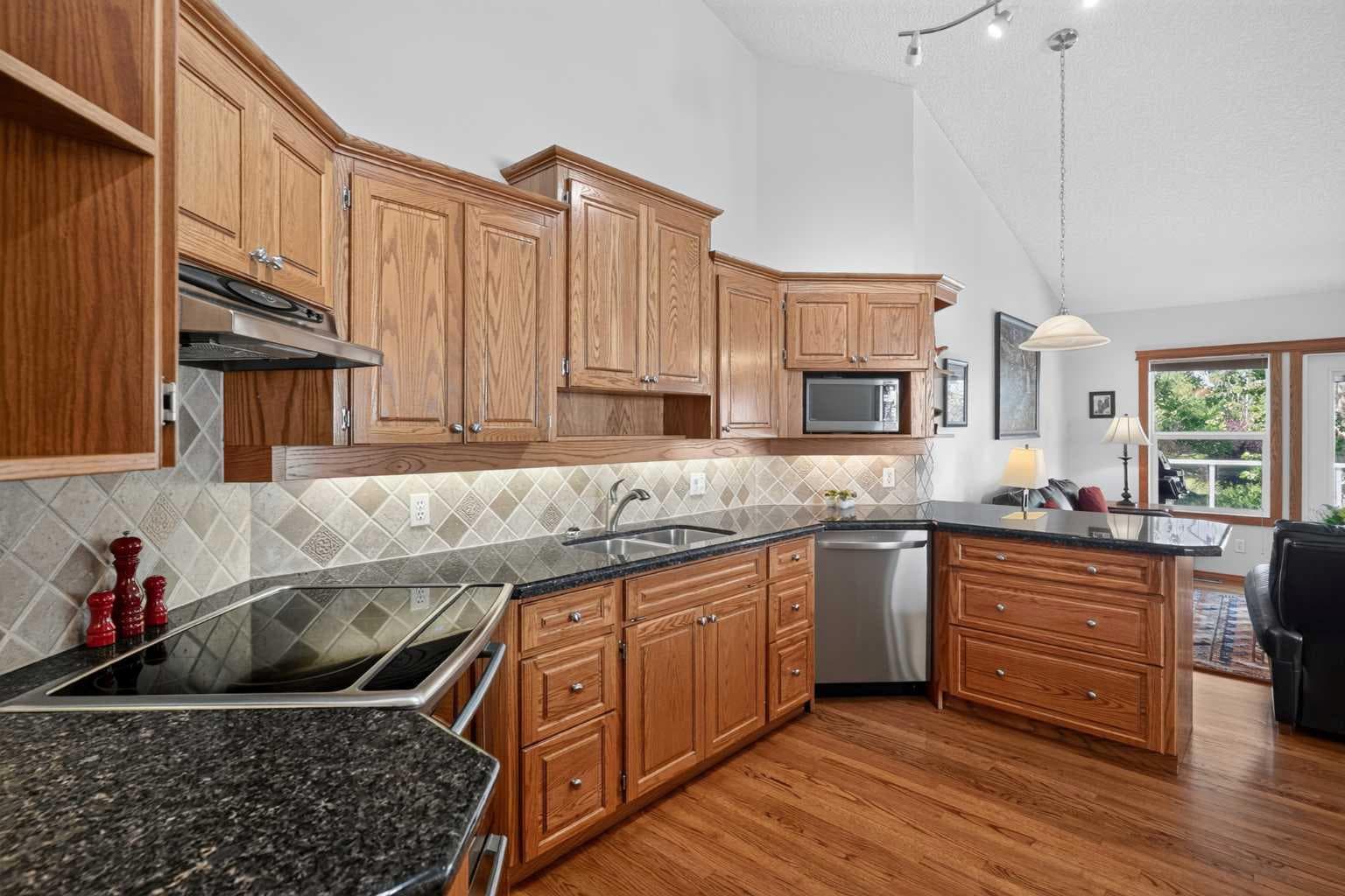 152 Waterstone Place SE
