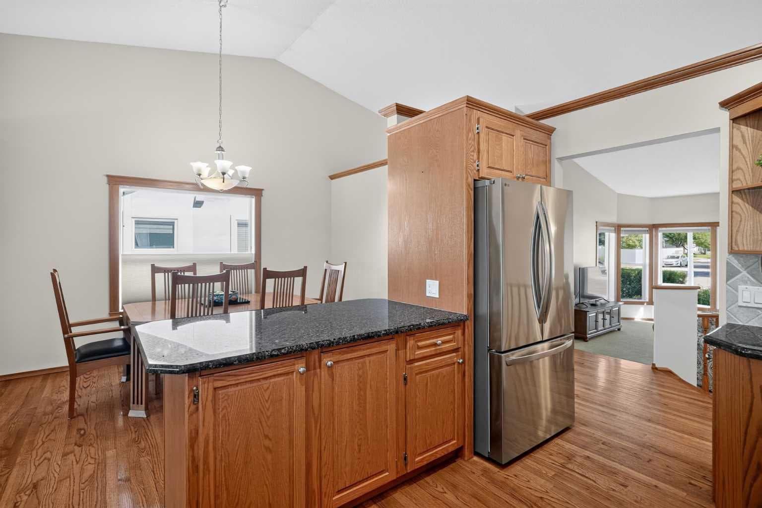 152 Waterstone Place SE