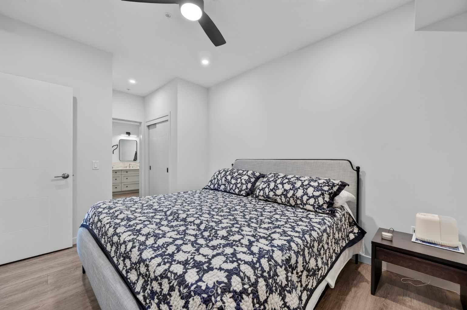 219, 12 Mahogany Path SE
