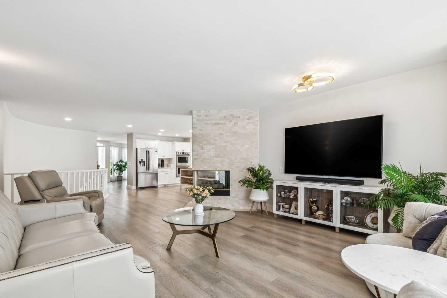 6991 Christie Briar Manor SW