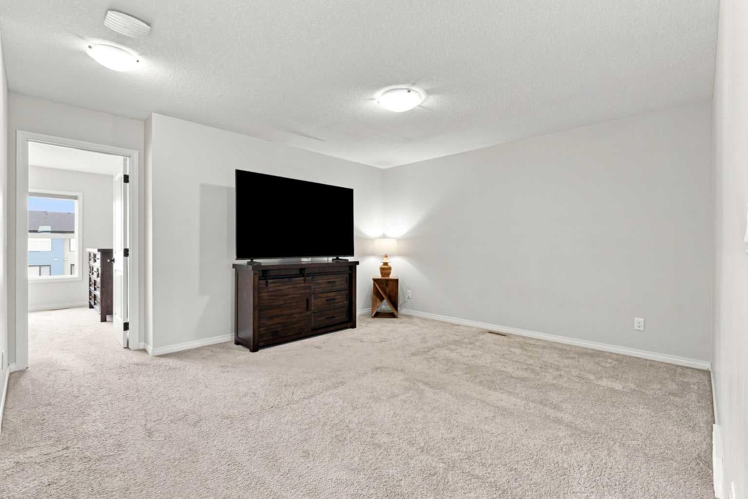 108 Homestead Close NE