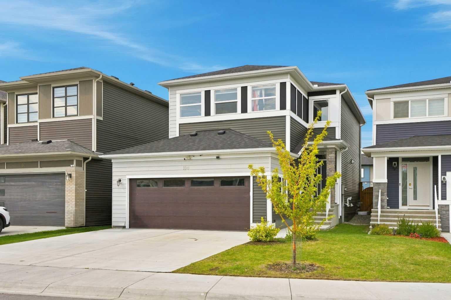 108 Homestead Close NE