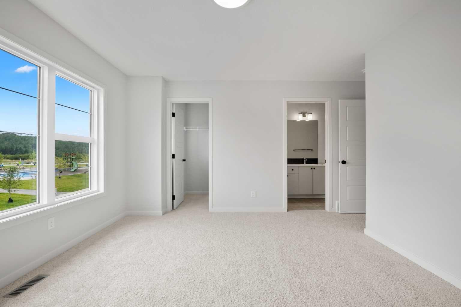 109 Creekview Manor SW