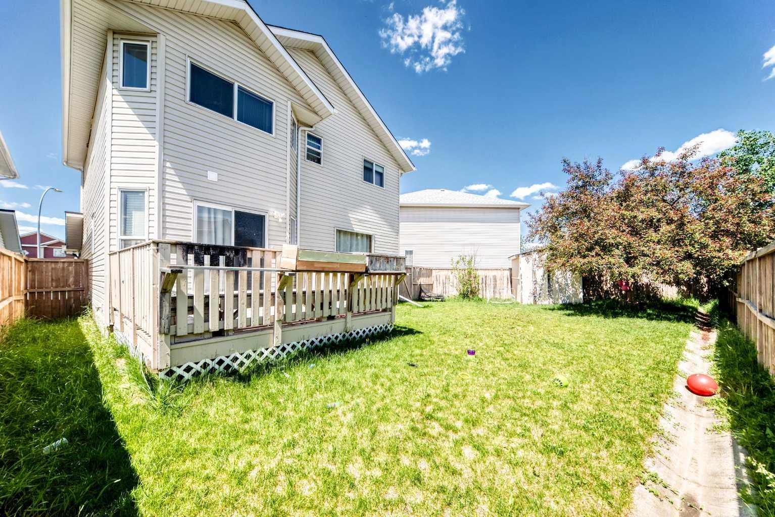 54 Coral Springs Court NE