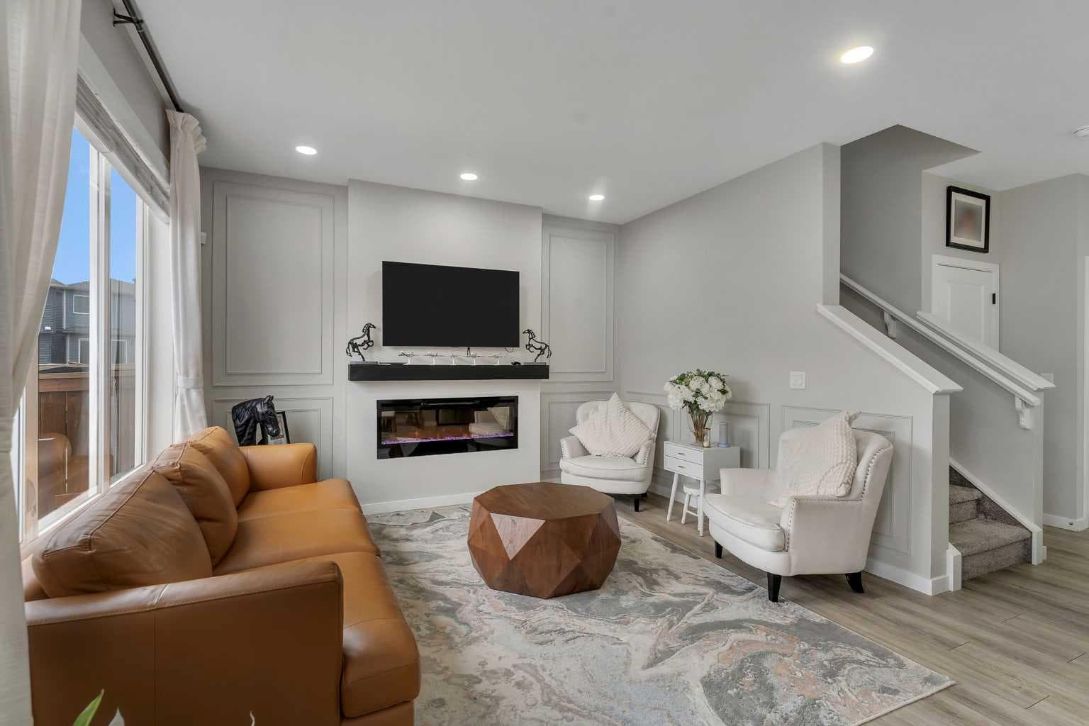 341 Walcrest View SE
