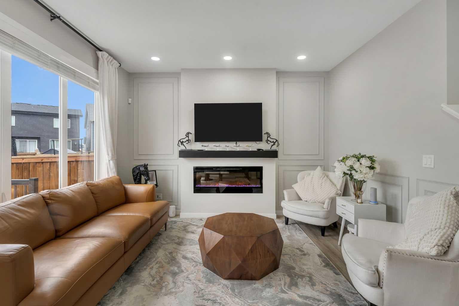 341 Walcrest View SE