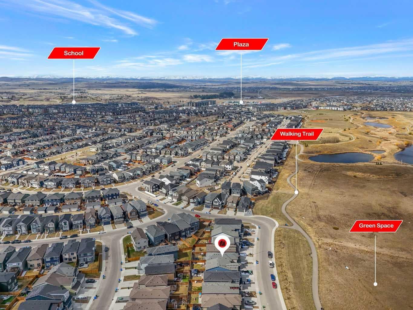 341 Walcrest View SE