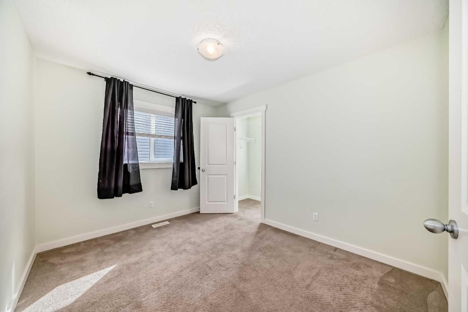 112 Chaparral Valley View SE