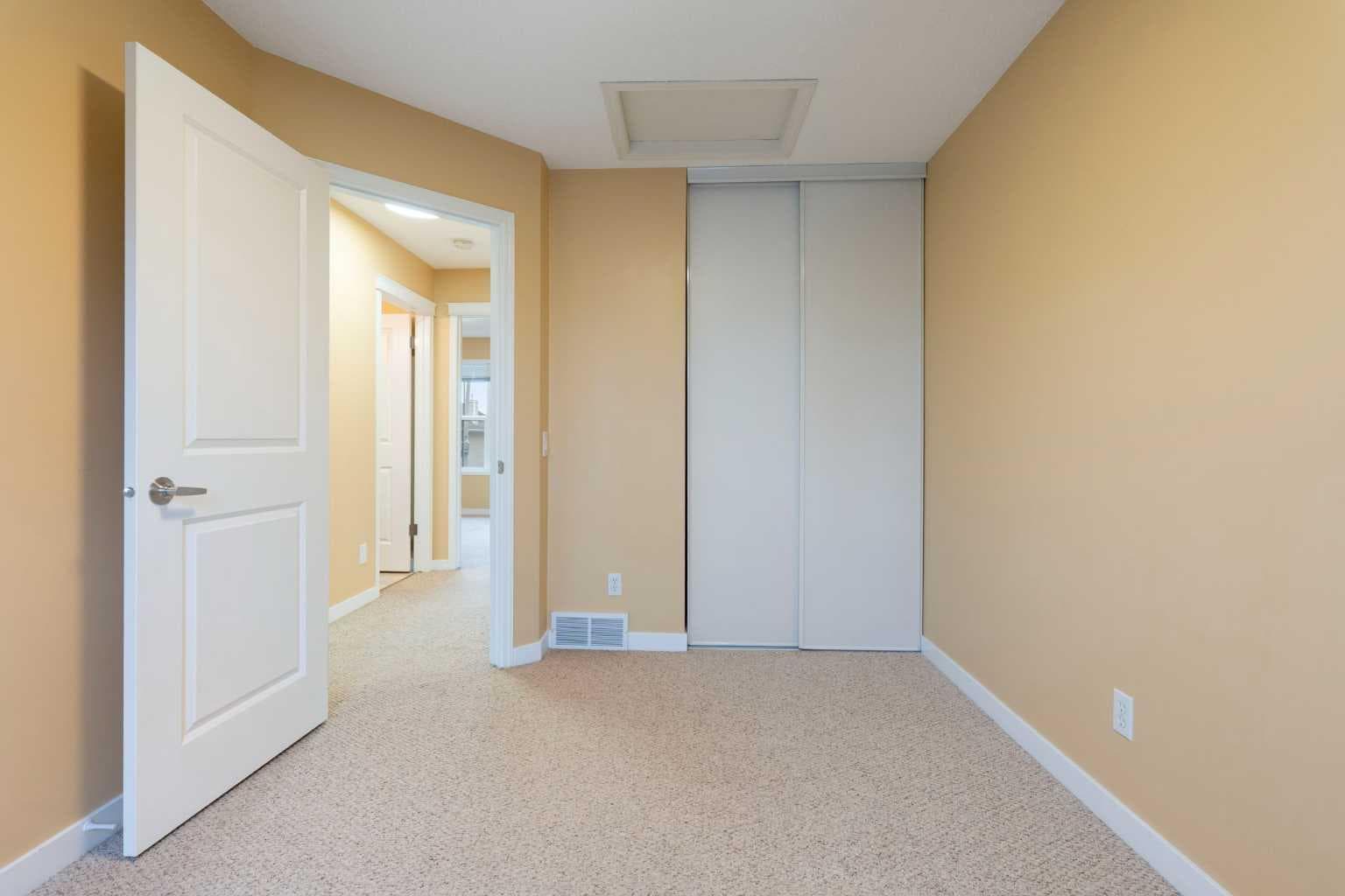 254 Tuscany Drive NW