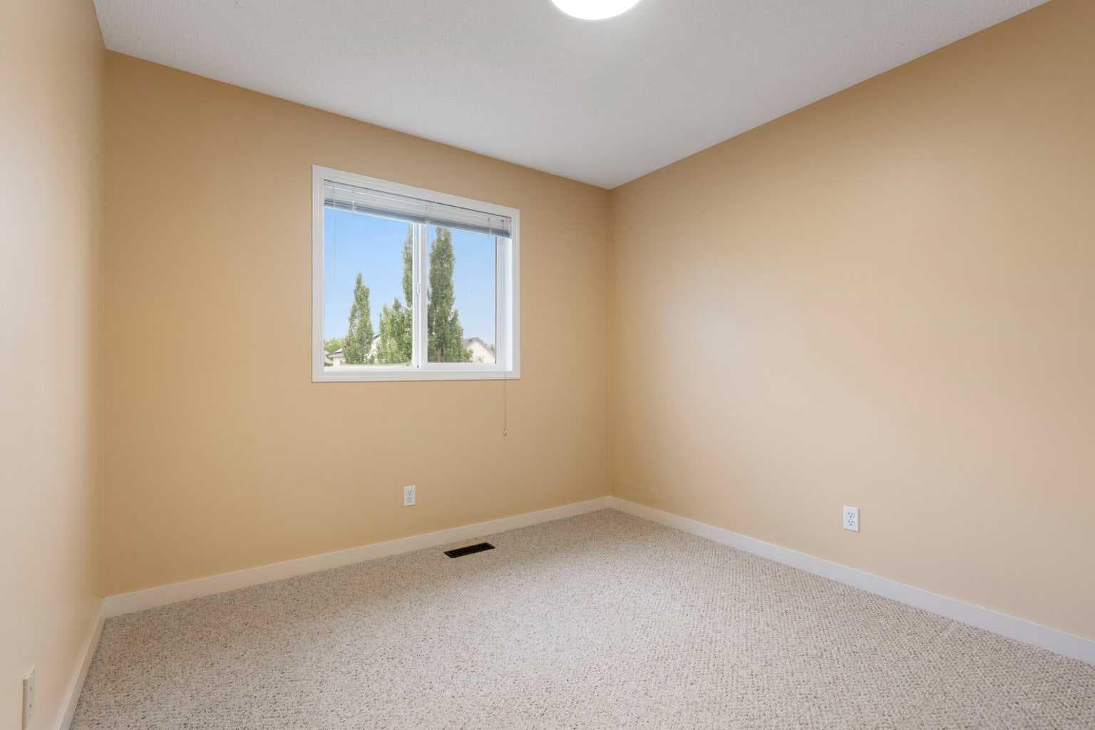 254 Tuscany Drive NW