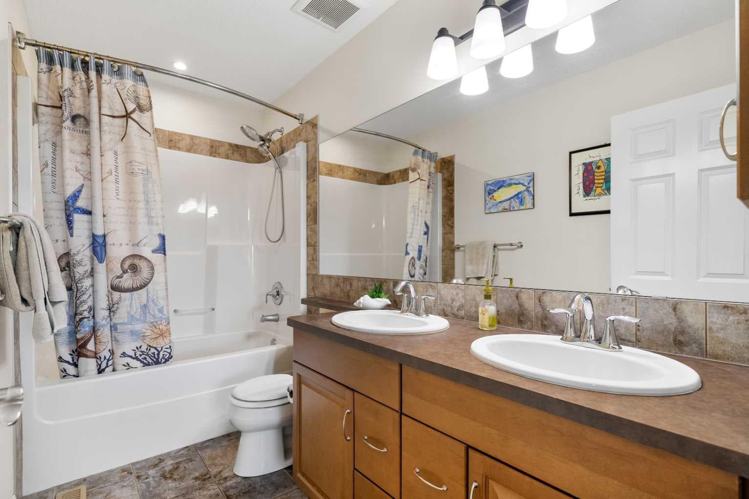 123 Prestwick Manor SE