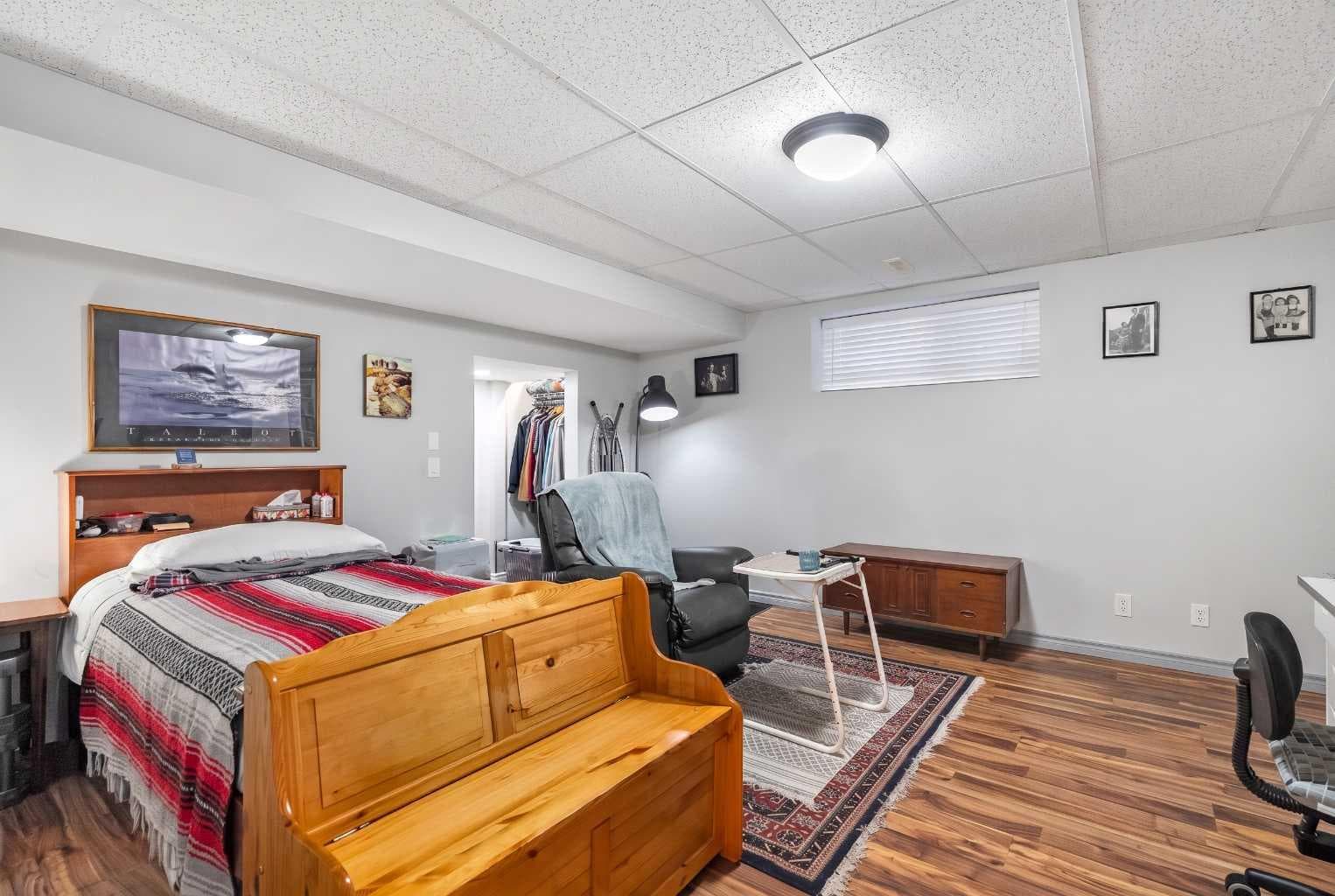 123 Prestwick Manor SE